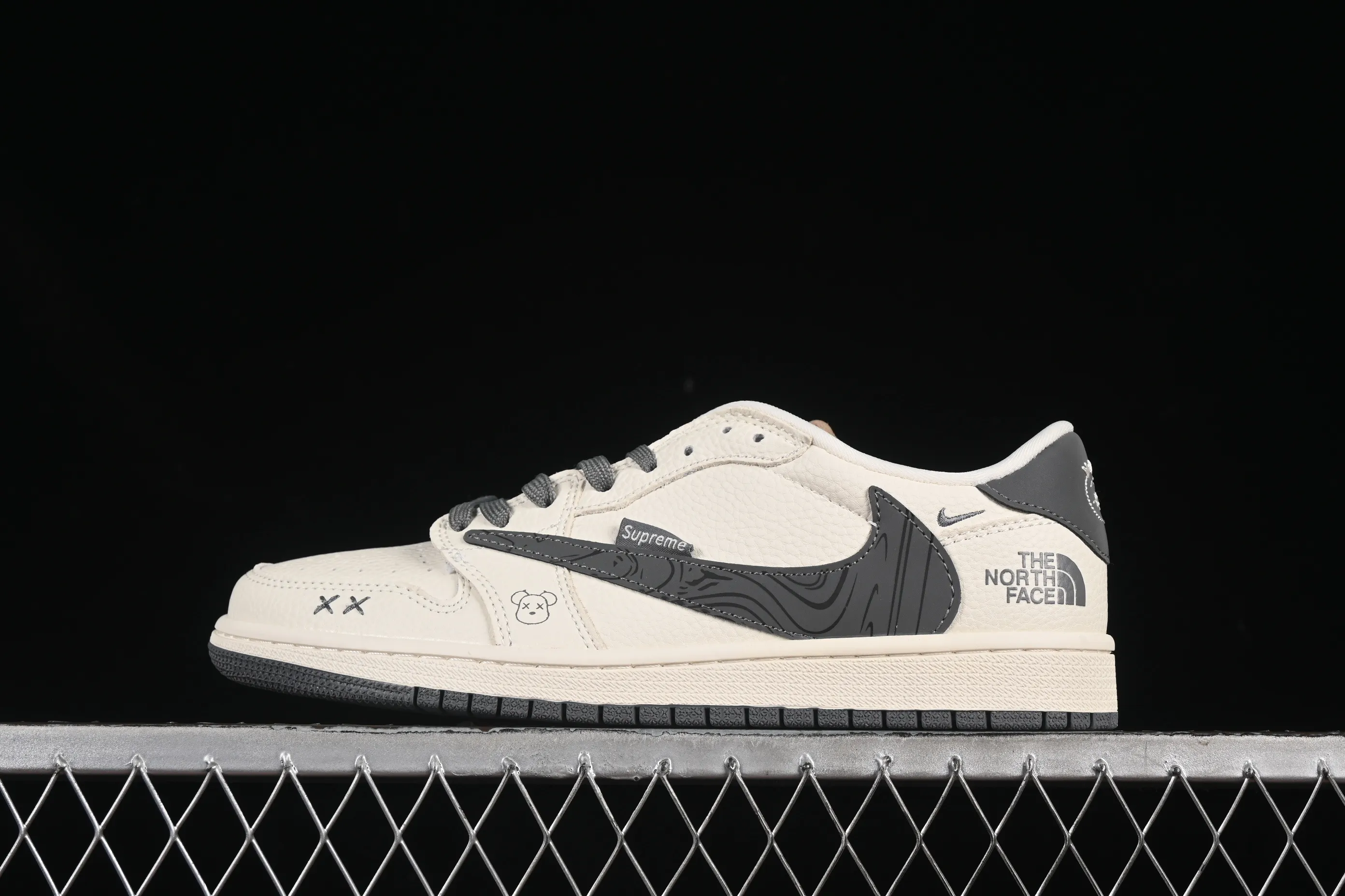All categories Air Jordan Jordan series basketball shoes Air Jordan 1 Low high-end custom low-top sneakers Travis Scott x Fragment Design x Air Jordan 1 Low OG SP AJ1 Joe 1 North Face joint beige wave low-top cultural casual sneakers XS2024-013